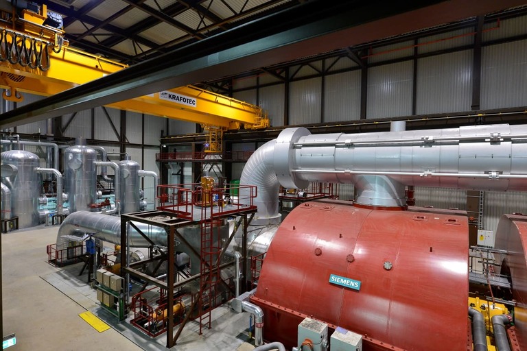 Maschinenhaus mit Turbine im Trianel Kohlekraftwerk Lünen